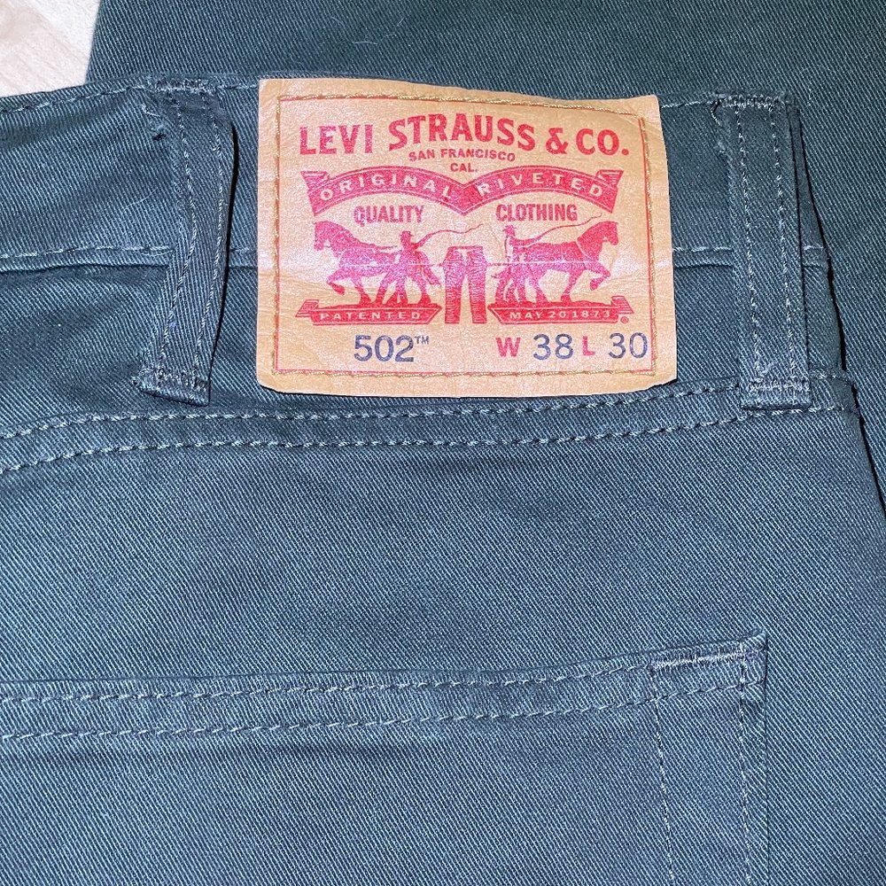 Levi’s 502 Regular Taper fit jeans 38x30 Dark Green